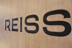 Reiss Lakeside